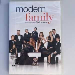 Modern Family complete fifth season